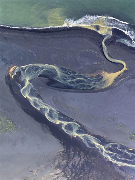 10 Devastatingly Beautiful Photos Of Icelandic Rivers From Above Huffpost