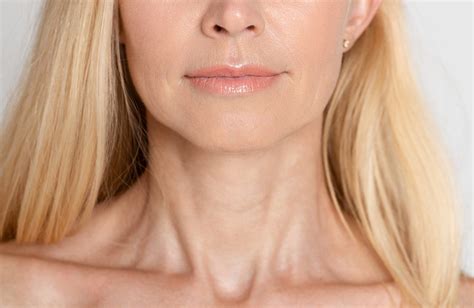 How To Get Rid Of Jowls The Cosmetic Skin Clinic