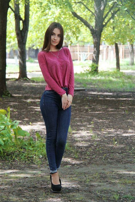 Lera Bugorskaya Aka Laura B Modelo Ucraniana Girl Outfits Fashion
