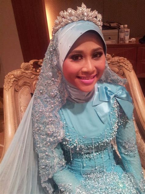 nazreen idris malaysia s fashion designer akma af3 n farih hamshi