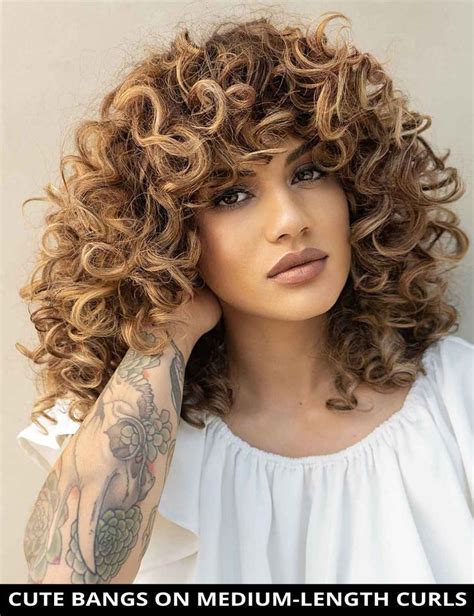 Dont Miss This Outstanding Cute Bangs On Medium Length Curls If You Need A Fresh Style And