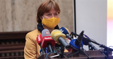 Jan 24, 2020 · epidemie koronaviru v česku opět sílí. Kdy odložíme roušky i v MHD a v obchodech? | EVROPA 2