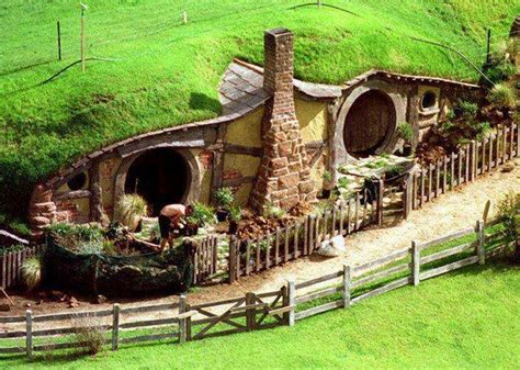 Hobbiton The Real Hobbit Village In Matamata New Zealand