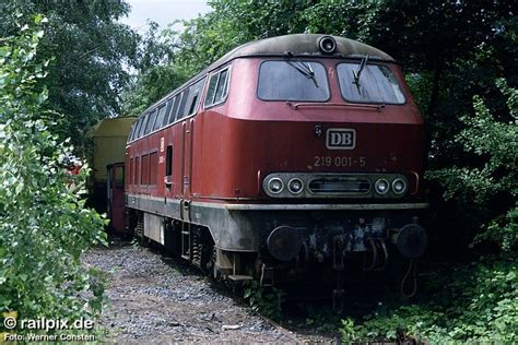 Db 219 001 5 Mit Bildern Eisenbahn Eisenbahnmuseum Diesellok