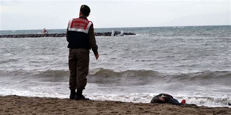 34 Migrants Drown Off Turkeys Aegean Coast Trying To Reach Greece