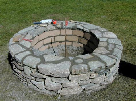 How To Build A Stone Fire Pit How Tos Diy