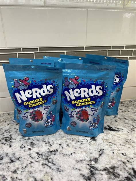 Nerds Gummy Clusters Very Berry Candy Large 8 Oz Resealable Bag 4