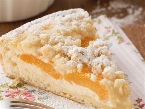 Check spelling or type a new query. Aprikosen-Quark-Kuchen mit Streuseln Rezept | EAT SMARTER