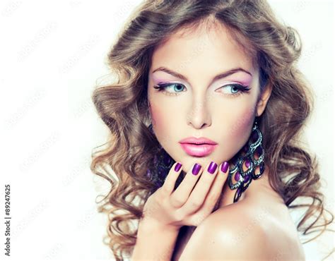 Beautiful Model With Curly Hair And Purple Manicure Stock Foto Adobe