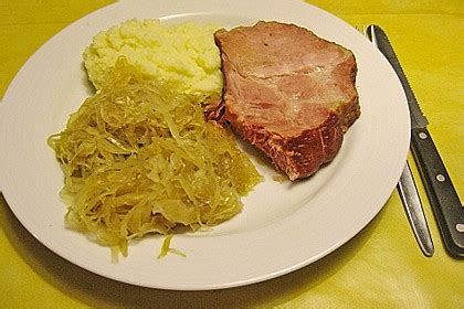 Schweinekrustenbraten Auf Sauerkraut Von B Rchenknutscher Chefkoch De
