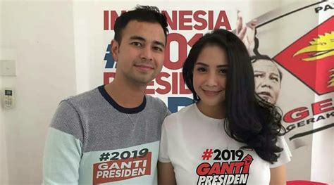 Check spelling or type a new query. Foto Artis Untuk Di Edit