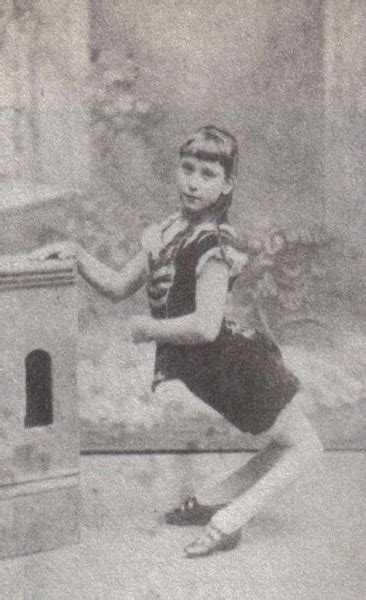 The Circus Performers That Used To Wow Their Audiences Boredombash