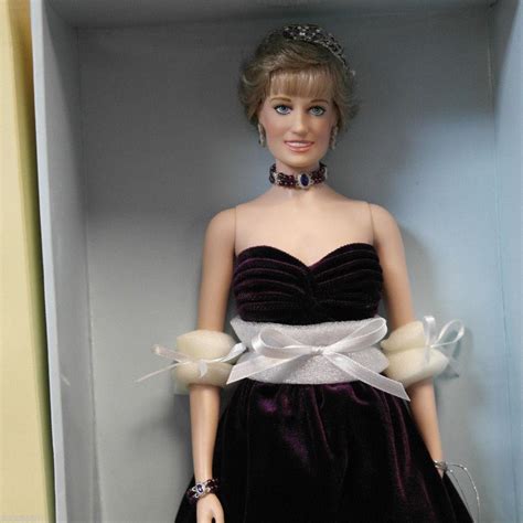 Franklin Mint Princess Diana Vinyl Doll Purple Silk Velvet Gown Le