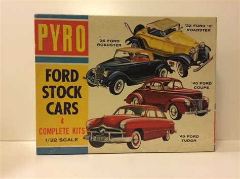 Pyro 132 Scale 4 Car Ford Model Kit Ford Stock Stock Car Car Ford