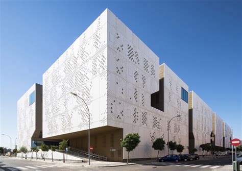 What is the Importance of Facade Design - IVS School Of Design