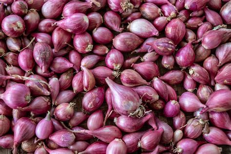 What Is A Shallot—and Whats A Good Substitute