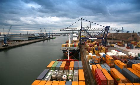 Felixstowe Dockers Teesport Crane Investment Supports Continued