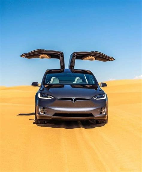The Tesla Model X Is A Mid Size Crossover Suv With A Lightweight