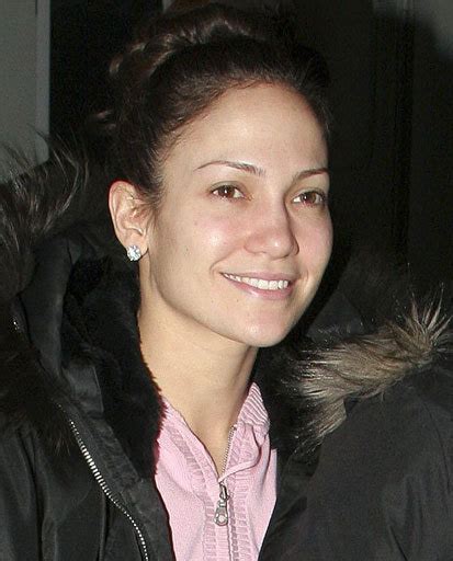 Wide eyebrows make you younger. Chatter Busy: Jennifer Lopez No Makeup