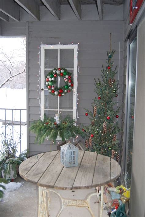 15 Most Beautiful Christmas Balcony Decor Ideas Obsigen