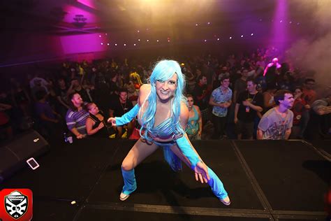 A rave (from the verb: Tampa Bay Comic Con Rave Party 2016 | COSGAMER Blog
