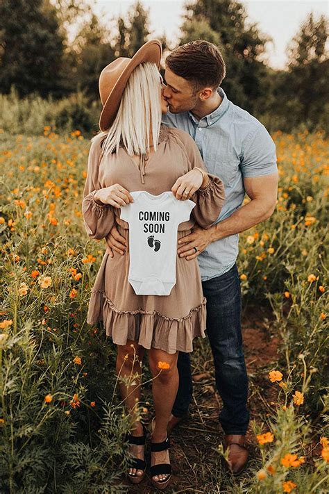 20 Maternity Photo Props Accessories For Pregnancy Photoshoot