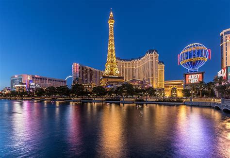 Las Vegas Night Wallpapers 4k Hd Las Vegas Night Backgrounds On