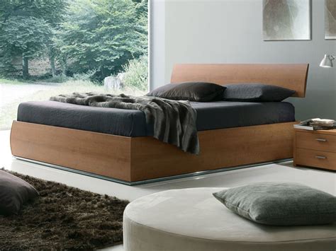 Tessuto, ferro o legno, tra questi letti in misura matrimoniale standard 160 c'è anche il vostro nuovo letto. Letto Ergogreen modello Nicole anche con Contenitore