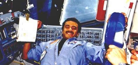 من أول رائد فضاء عربي موضوع