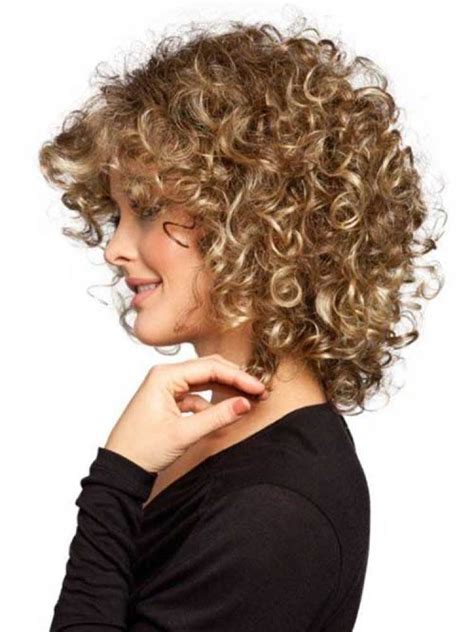 Most Delightful Wavy Or Curly Hairstyles For Short Half