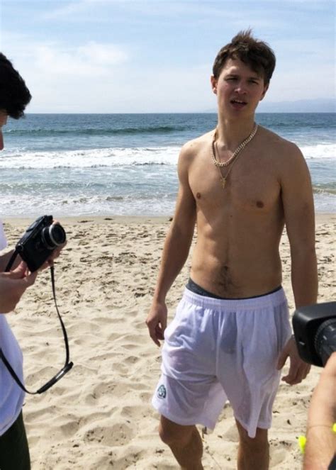 Ansel Elgort Shirtless And Barefoot Fit Naked Guys