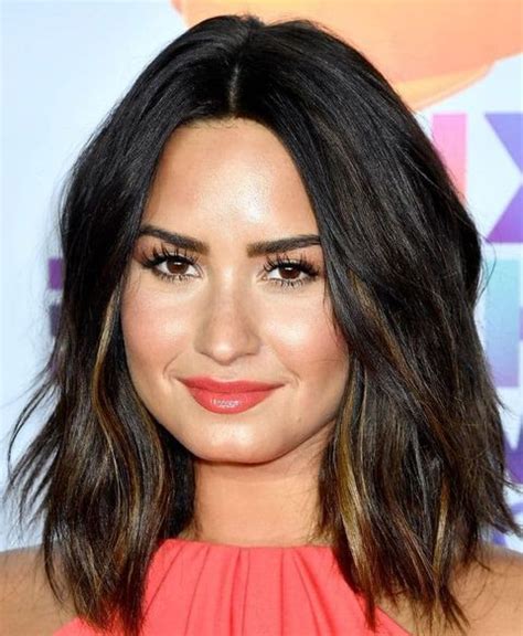 Demi Lovato Hairstyles Haircuts And Hair Colors In 2021 2022