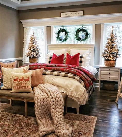 9 Must Have Affordable Christmas Bedroom Decorations