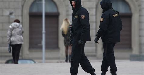 Belarus Detains 100 People After Kgb Shootings Rights Group News