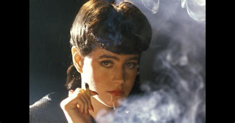 See a detailed sean young timeline, with an inside look at her movies, relationships, marriages sean young plays the keeper of a box containing an evil demon. Sean Young : mais qu'est devenue la star de Blade Runner ...