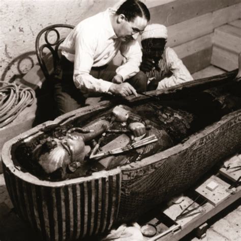 El Tesoro De La Tumba De Tutankamón From Curiosidades De La Historia