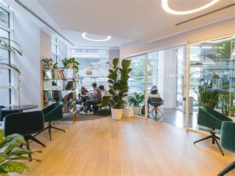 4 Things Businesses Need To Consider When Choosing New Office Space