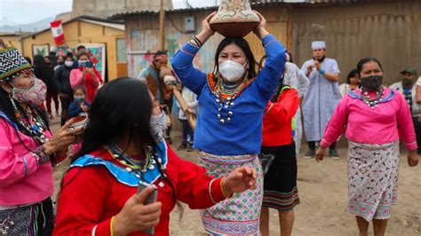 Más De 3 Millones De Peruanas Se Identifican Como Mujeres Indígenas U
