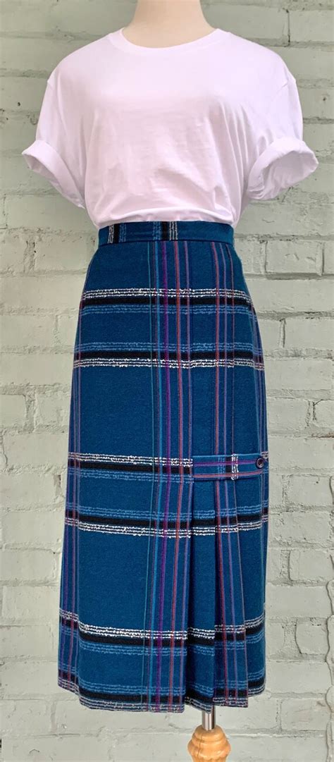 Vintage 1970s Wool Plaid Skirt 70s Preppy Midi Kilt Gem