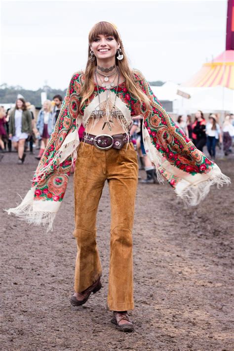 Woodstock Fashionista 1969 In 2023 Woodstock Fashion Hippie Outfits