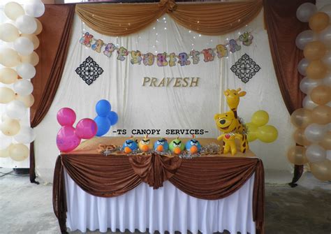 Deco hari jadi dengan bunga ungu dan mawar merah jambu dan ungu muda. TS Canopy Services: PAKEJ KANOPI UTK MAJLIS HARI JADI