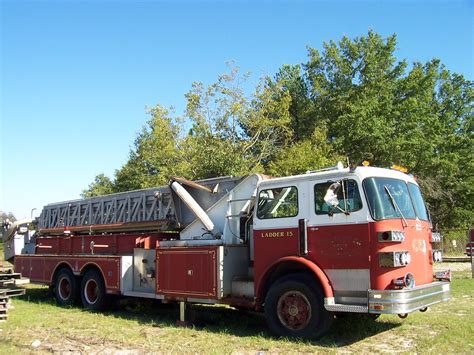 Old Ladder Truck Fotisto Flickr