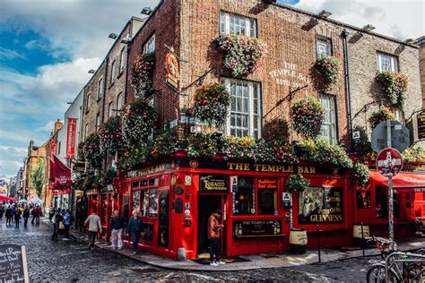 5 Meaningful Ways Travellers Can Experience Irish Culture