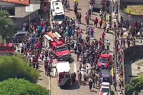 Tiroteio em escola deixa pelo menos oito mortos na Grande São Paulo