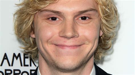 Whats It Like To Work With Evan Peters