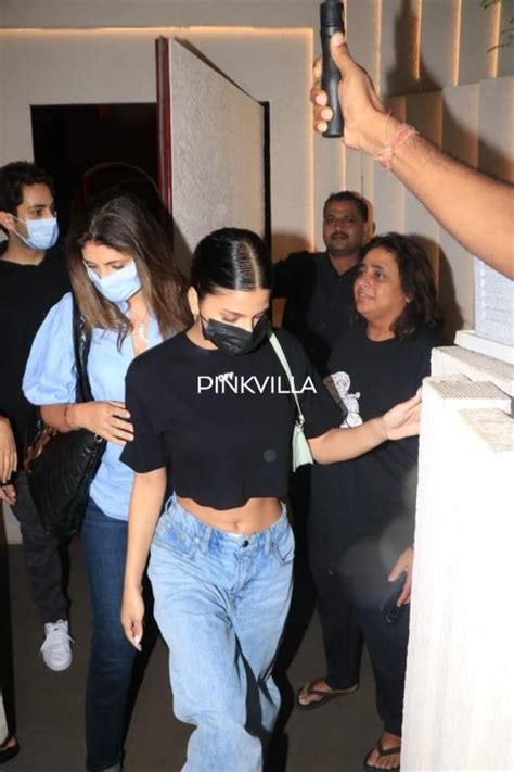 Suhana Khan Steps Out For Dinner With The Archies Co Actor Agastya