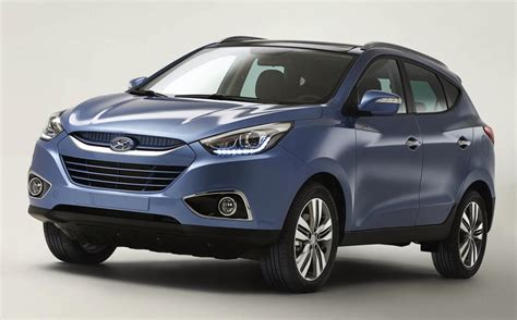 Hyundai Ix35 Facelift New Engine For Updated Suv Photos 1 Of 2