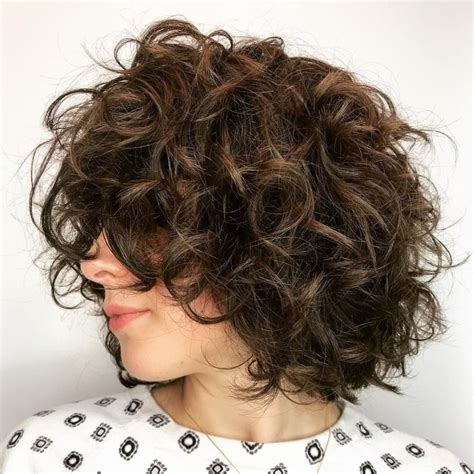 50 Absolutely New Short Wavy Haircuts For 2022 Hair Adviser Wavy