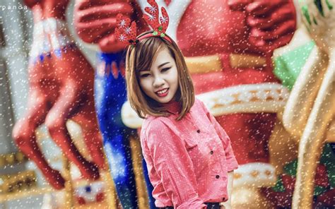 Wallpaper 2560x1600 Px Asian Babe Christmas Girl Holiday 2560x1600 Goodfon 1798191