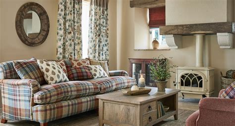 Cottage Living Rooms 11 Rustic Decorating Ideas Real Homes Cottage